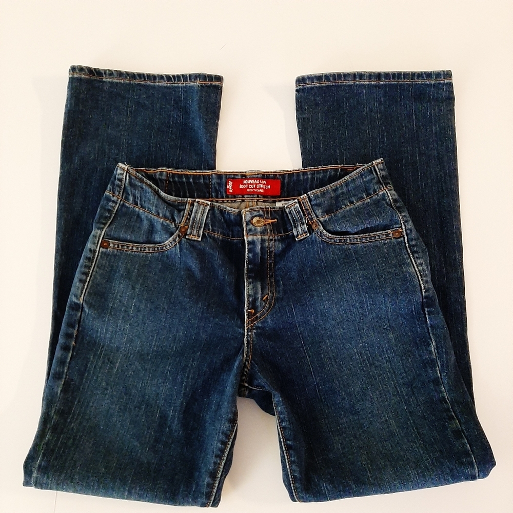 Levi's Nouveau Low Boot Cut Stretch 525 Jeans
